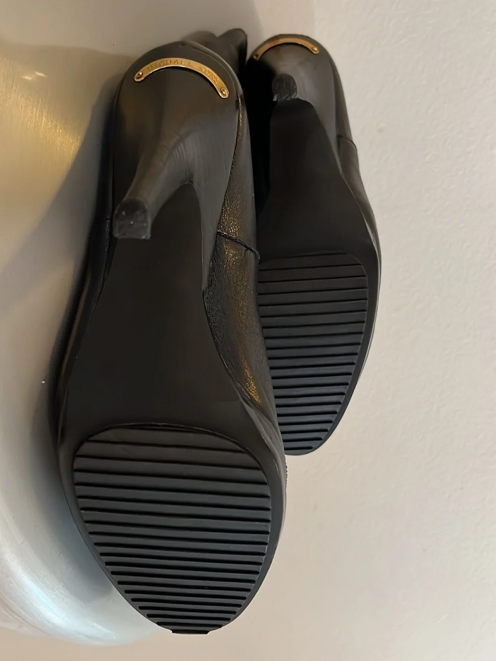 NWOT Michael Kors Black Leather Platform High Heel Ankle Boots Size 7M